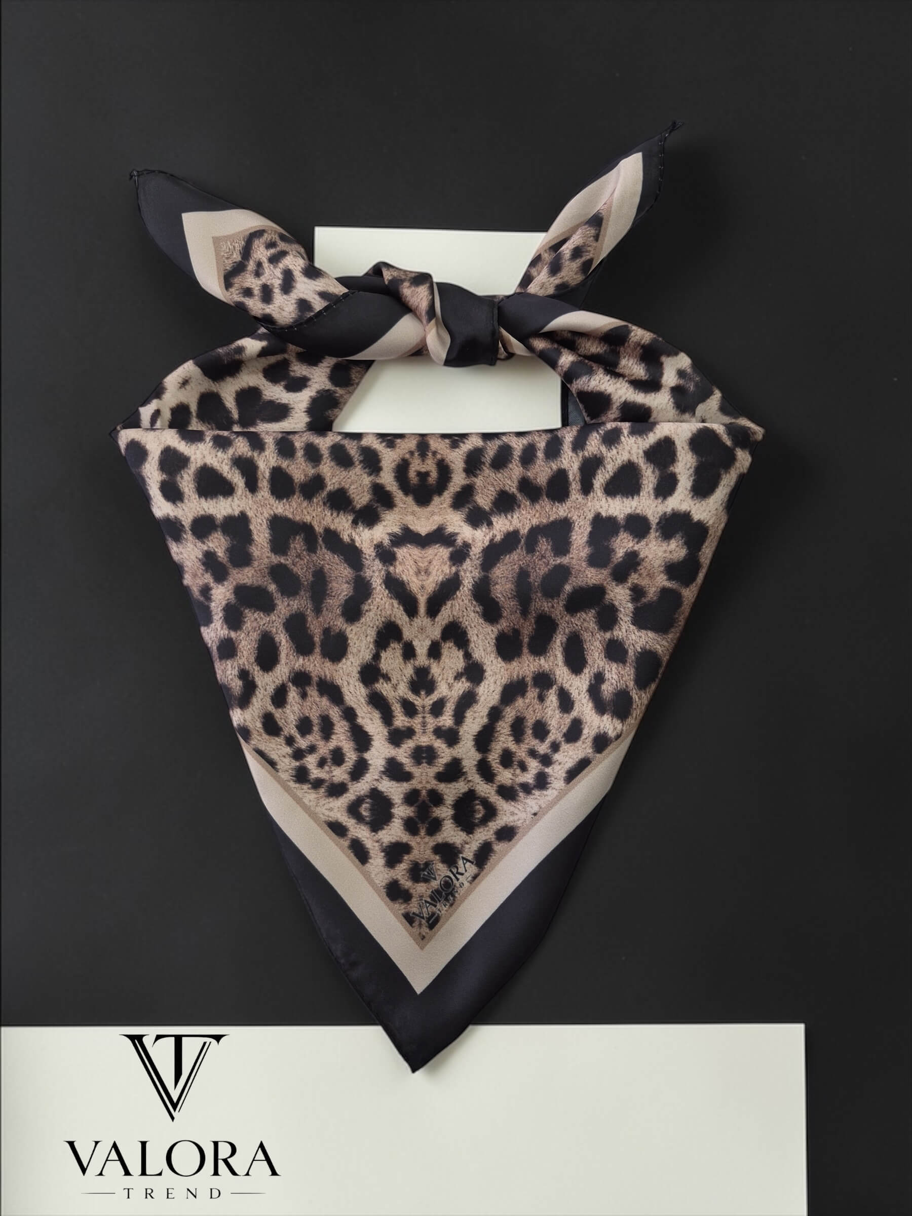 014 014 Leopar Bandana - Görsel 1