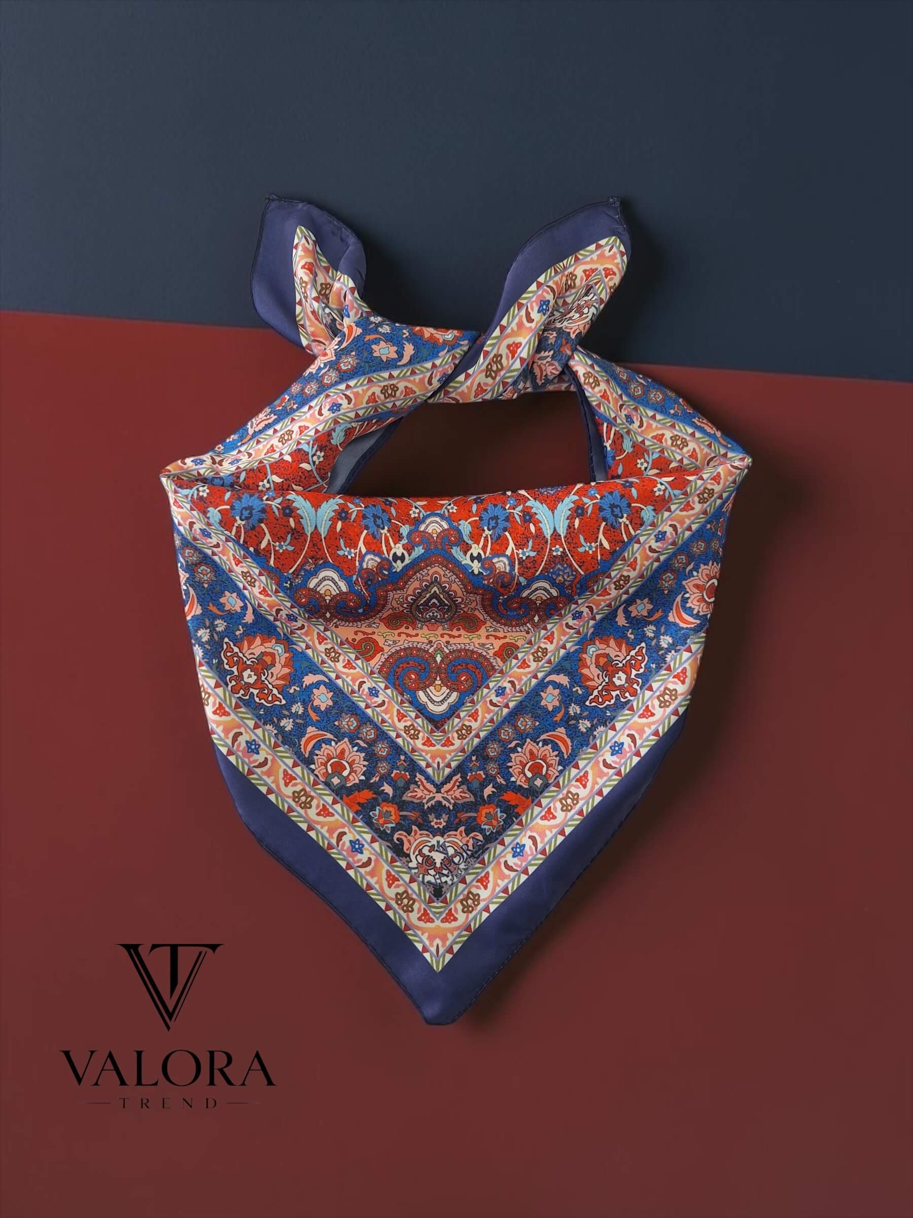 023 023 Klasik Otantik Desen Bandana - Görsel 1