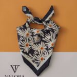 035 Papatyalı Çiçek Desenli Bandana – Saç, Boyun ve Çanta Aksesuarı