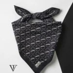 047 V Figürlü Modern Bandana
