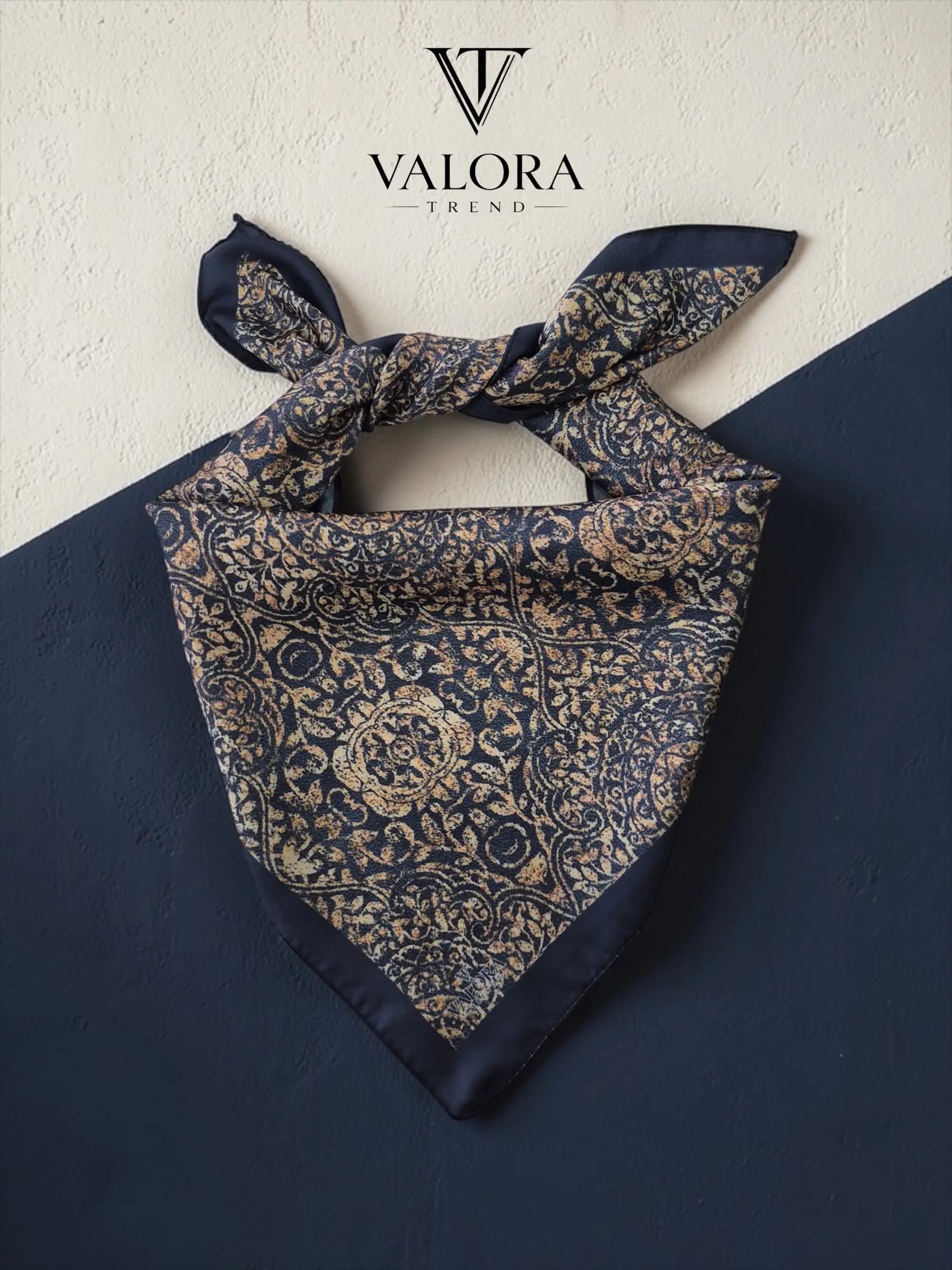 056 056 Klasik Otantik Bandana - Görsel 1