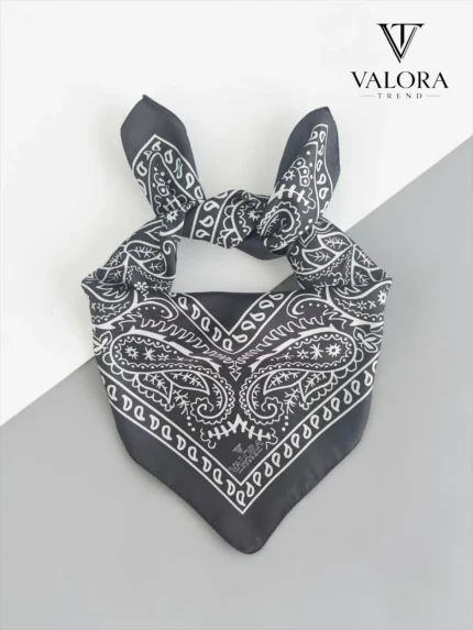 064 Siyah Etnik Desenli Saten Bandana