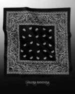 064 Siyah Etnik Desenli Saten Bandana - Görsel 3